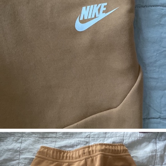 Nike Tech Joggers - Picture 3 of 6